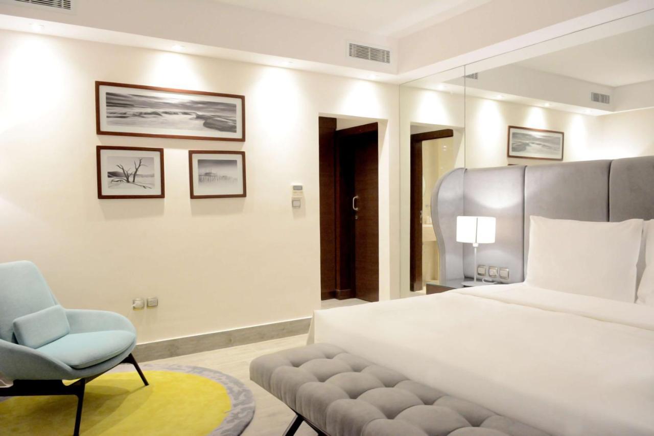Radisson Blu Resort, Al Khobar ฮาล์ฟมูนเบย์ ภายนอก รูปภาพ A bedroom at the hotel