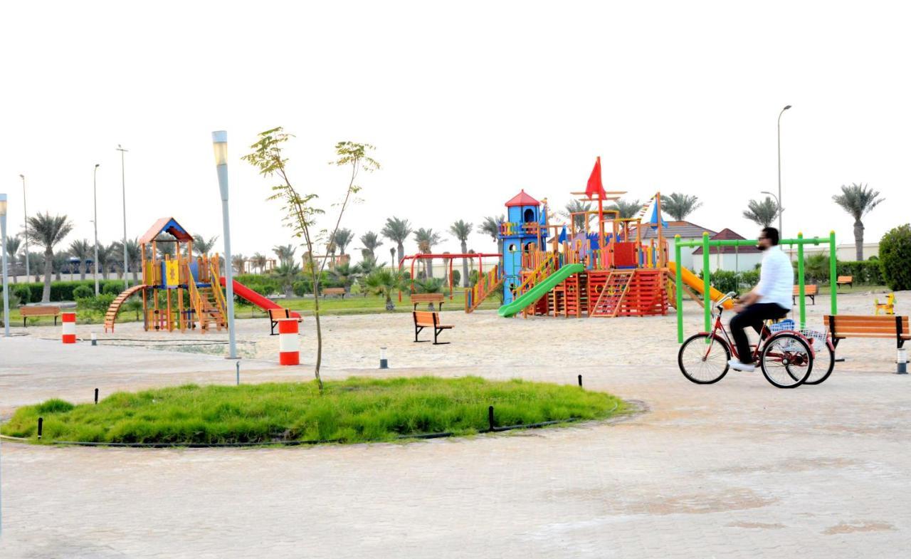 Radisson Blu Resort, Al Khobar ฮาล์ฟมูนเบย์ ภายนอก รูปภาพ Al-Shaab Park