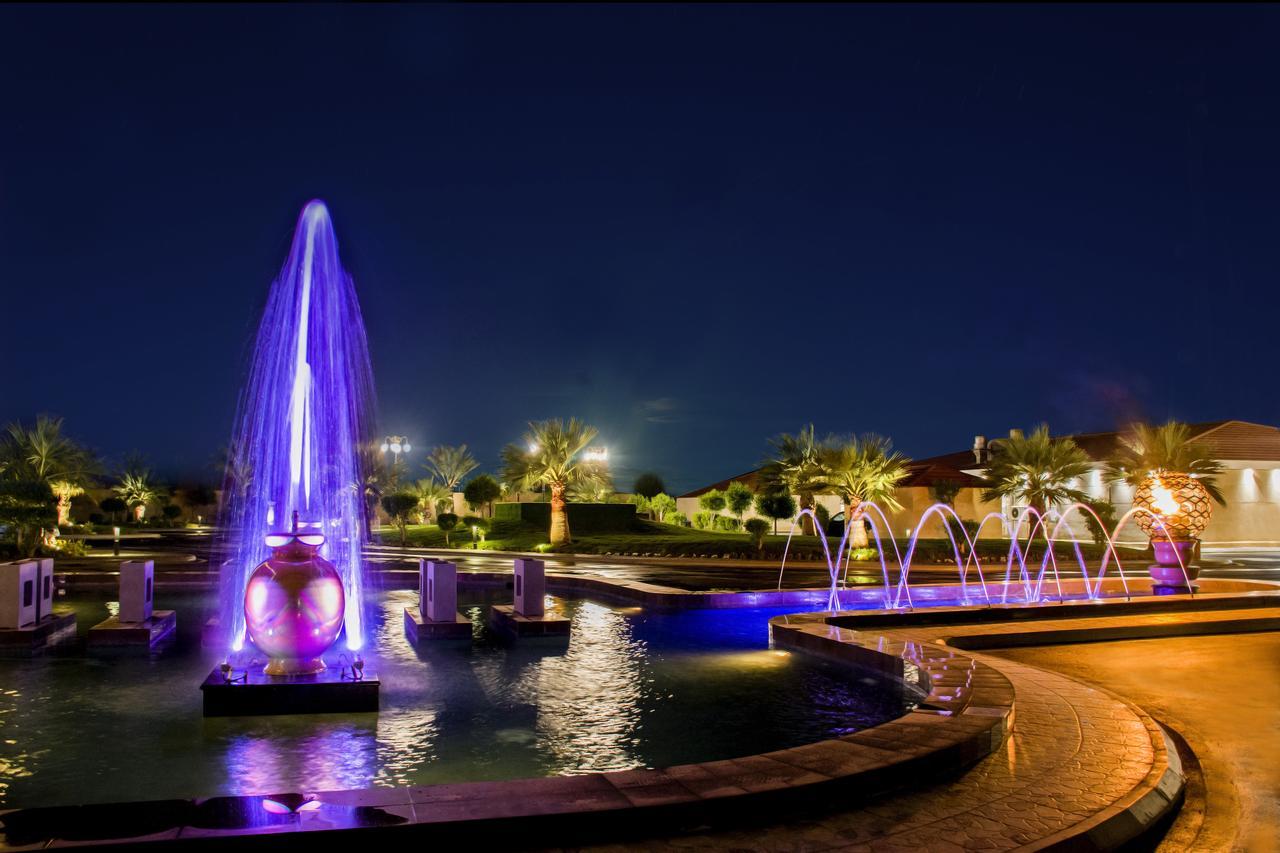 Radisson Blu Resort, Al Khobar ฮาล์ฟมูนเบย์ ภายนอก รูปภาพ Fountains at the resort