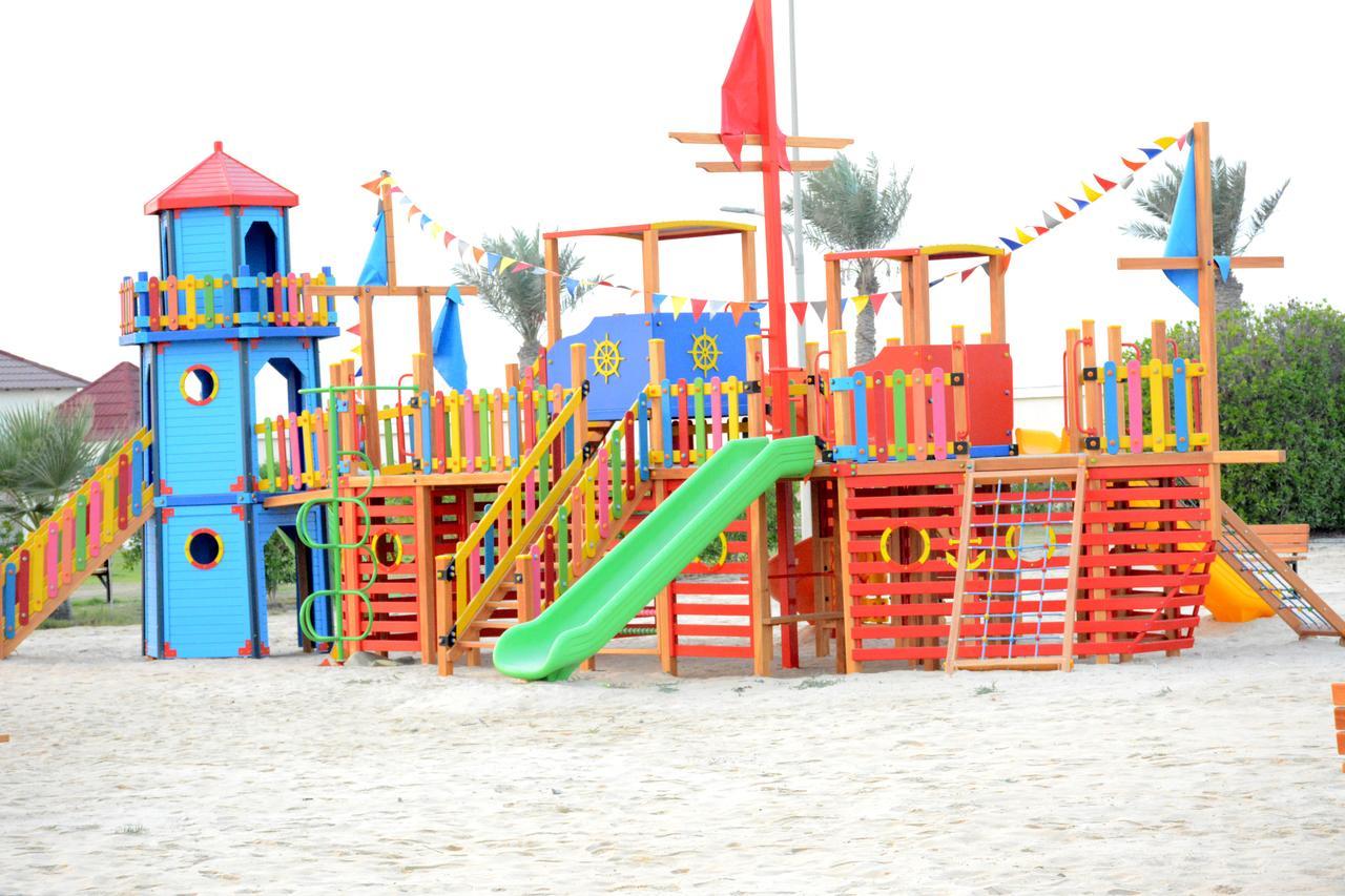Radisson Blu Resort, Al Khobar ฮาล์ฟมูนเบย์ ภายนอก รูปภาพ Playground in Al-Qusaib, Kuwait