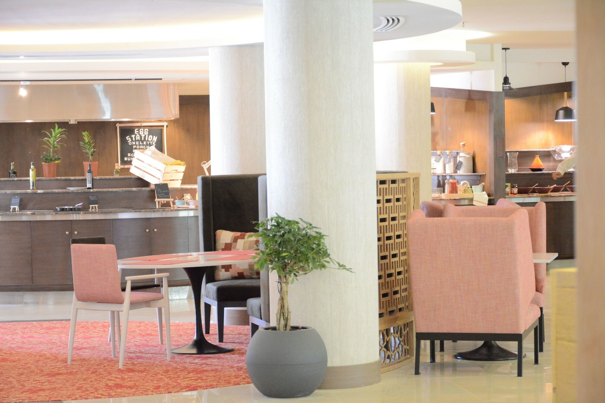 Radisson Blu Resort, Al Khobar ฮาล์ฟมูนเบย์ ภายนอก รูปภาพ The interior of the restaurant